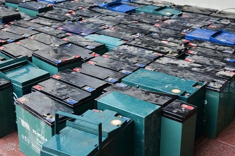 宝鸡渭滨正规公司高价收铅酸蓄电池-高价钛酸锂电池回收